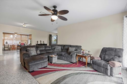 774 Prima Vista Blvd, Fort Pierce FL  34952-2275 exterior