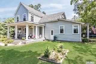 42 Edwards St, Canaan Lake, NY 11772-3932