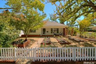 2400 9th Ave, Sacramento CA  95818-4402 exterior
