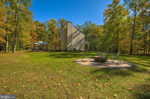 104 Perry Auger Rd, Upper Black Eddy, PA 18972-2502