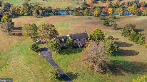 13140 Ada Ln, Nokesville VA  20181-3326 exterior