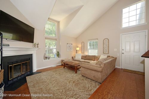 3402 James Ct, Middletown NJ  07748-3470 exterior