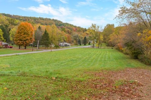 452 Snake Run Rd, Wampum, PA 16157-6404