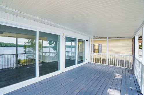 99 Lk Shr Dr, Northwood NH  03261-3707 exterior