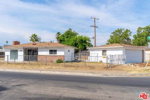 708 Weber Ave, Fresno CA  93728-2938 exterior