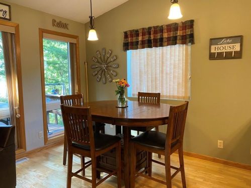 1252 22nd St, Cameron WI  54822-9776 exterior