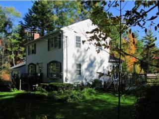 76 Raymond Rd, Deerfield NH  03037-1534 exterior