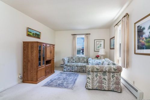 18 Wayland Rd, Milford CT  06460-4534 exterior