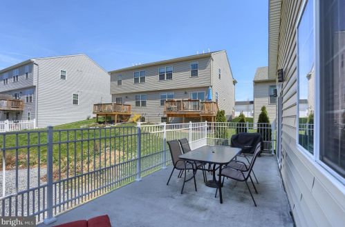 404 Coover St, Navy Sup Dpt PA  17055-4225 exterior