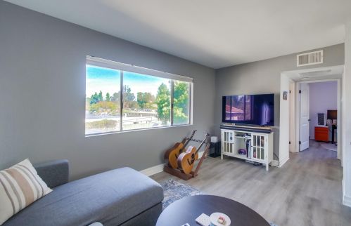 4562 Twain Ave, San Diego, CA 92120-4155