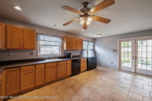 315 Morgan Ave, Old Bridge NJ  08857-1126 exterior