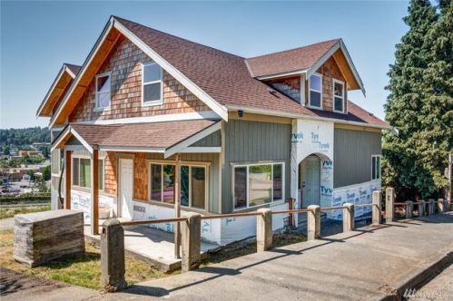 339 Cedar Ave, Seattle, WA 98057-6059