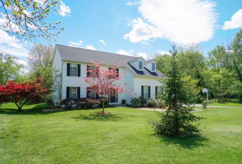 7539 Cornell Rd, Cincinnati, OH 45242-3013