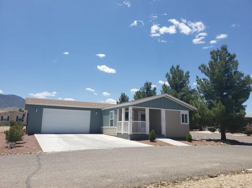 1062 Miller Dr, Cottonwood, AZ 86326-4200