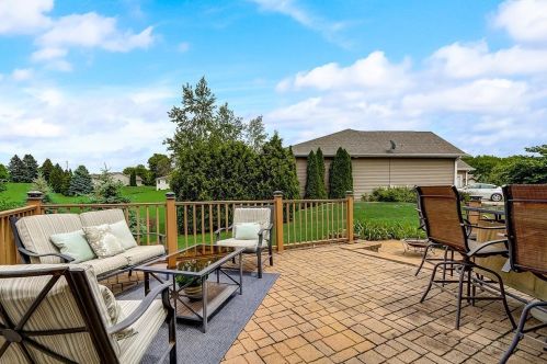 1023 Badger Dr, Lake Mills WI  53551-1774 exterior