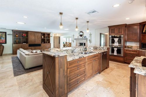 2240 Thunderbird Trl, Maitland FL  32751-3745 exterior