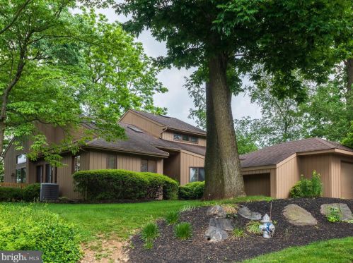 1 Muirfield Ct, Newtown Square, PA 19073-3026