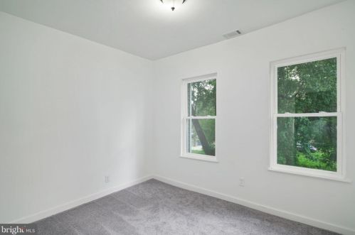 210 Market St, Gloucester NJ  08030-1907 exterior