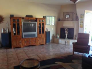9462 Glencove St, Mesa, AZ 85207-2621