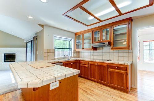 316 Countryside Dr, Santa Rosa CA 95401-5691 exterior