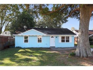 145 Carmen Dr, Westwego, LA 70094-2716