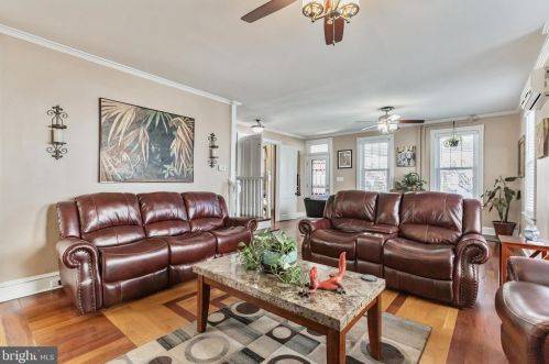 16 Charles St, Palmyra NJ  08065-1813 exterior