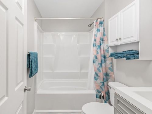 119 Regent Ave, Providence RI  02908-5430 exterior