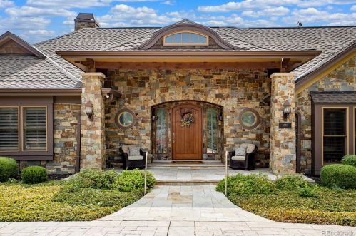 5770 Charlou Dr, Englewood, CO 80111-1106