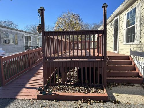 60 Surry Ln, Hyde Park, NY 12538-2888