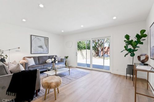 10241 Kukui Dr, Huntington Beach, CA 92646-2518
