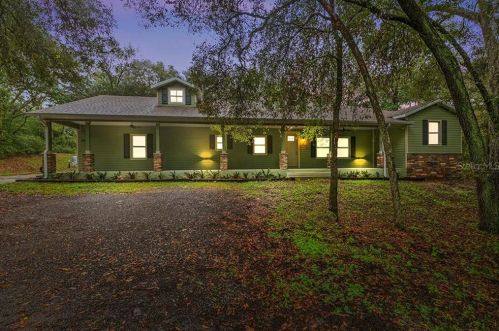 2557 Greenhouse Ct, Deland, FL 32720-7006