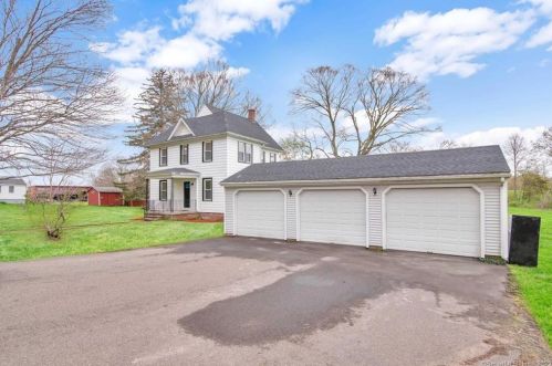 322 Ridgewood Rd, Middletown CT  06457-1949 exterior