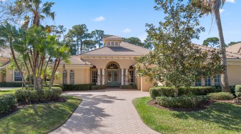 8825 Bally Bunion Rd, Fort Pierce, FL 34986-3085