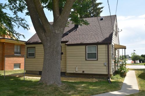 4237 60, Milwaukee WI 53220-3508 exterior