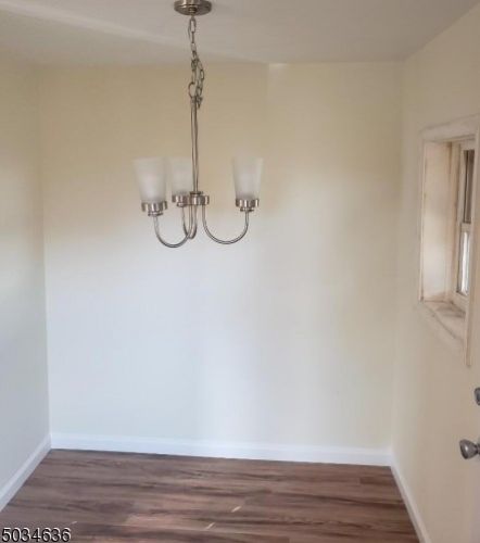 617 Mansfield St, Belvidere NJ  07823-1911 exterior
