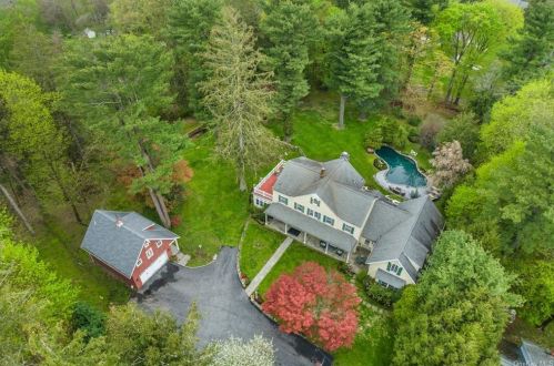 27 Sunset Dr, Thornwood, NY 10594-2005