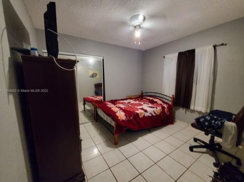 5850 20 Ln, Hialeah FL  33016-2663 exterior