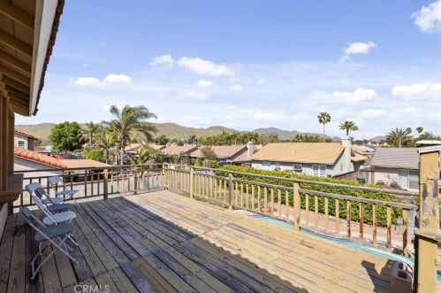 4388 Mapleton Cir, Riverside CA  92509-0942 exterior