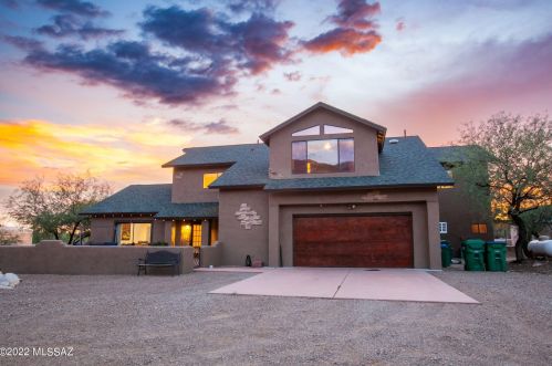 5467 Starhaven Ln, Tucson, AZ 85739-4385