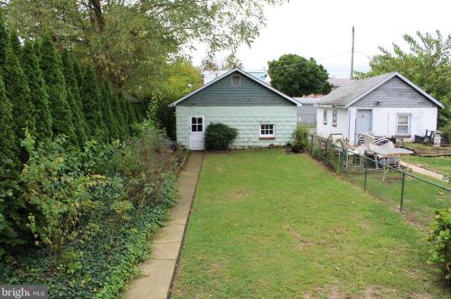 1632 Ward St, Boothwyn PA  19061-4244 exterior