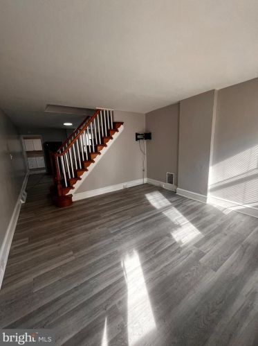 417 Porter St, Wilmington, DE 19805-4061