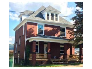541 Morrell Ave, South Connellsville, PA 15425-3036
