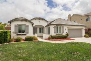 39382 Checker Ct, Murrieta CA  92563-2819 exterior