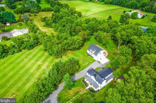 10719 Kettle Run Rd, Nokesville VA  20181-1715 exterior