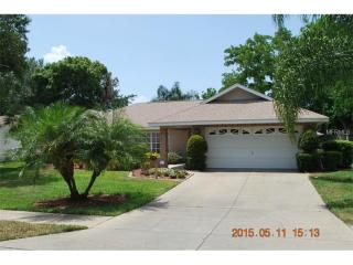 2626 Gables Dr, Eustis, FL 32726-2028