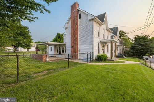324 Fort St, Lees Cross Roads, PA 17257-1408