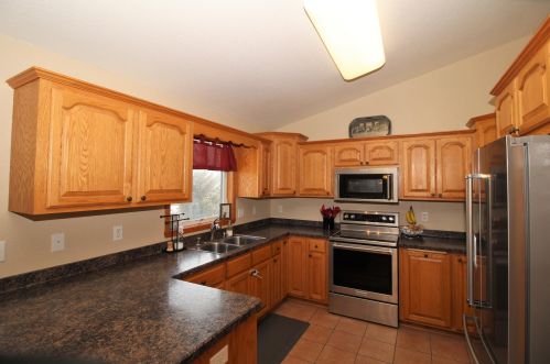 1205 Lily Ave, West Bend, WI 53090-2804