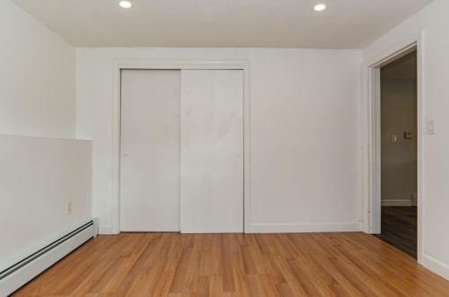 45 Ackerman St, Salem NH  03079-3401 exterior