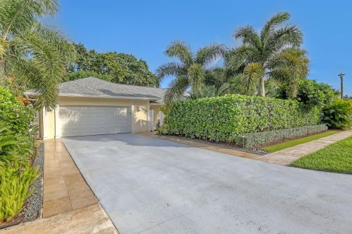 14942 Sand Pebble Ln, Delray Beach FL  33484-3537 exterior