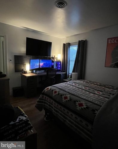 266 Delaware Ave, Harrington DE  19952-1260 exterior